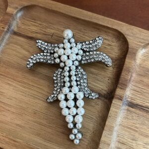 Chic Pearl and Rhinestone Brooch
